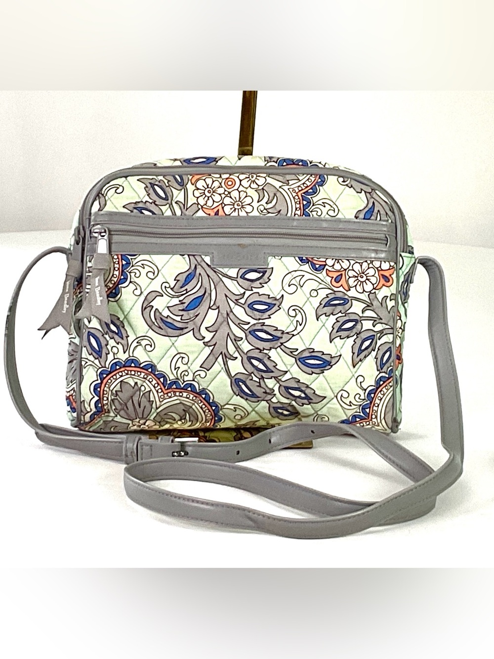 NWOT-Vera Bradley-“GO AHEAD”-Crossbody bag-“FAN FLOWERS” pattern